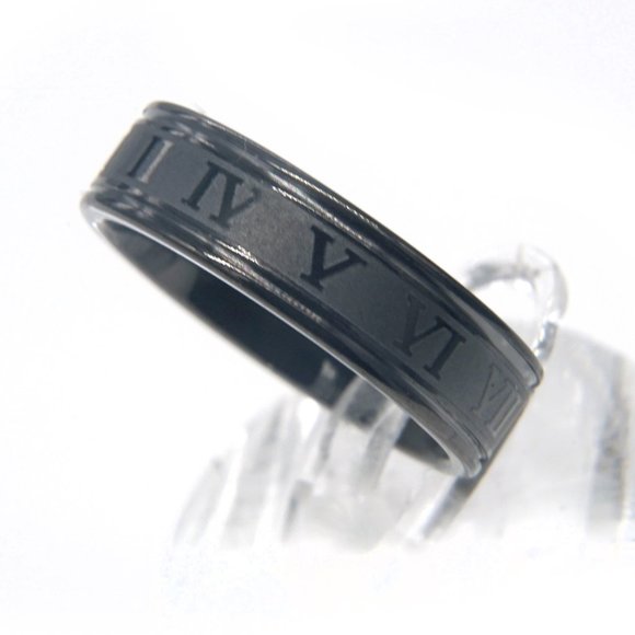 Mens black roman numeral ring. - Picture 3 of 4